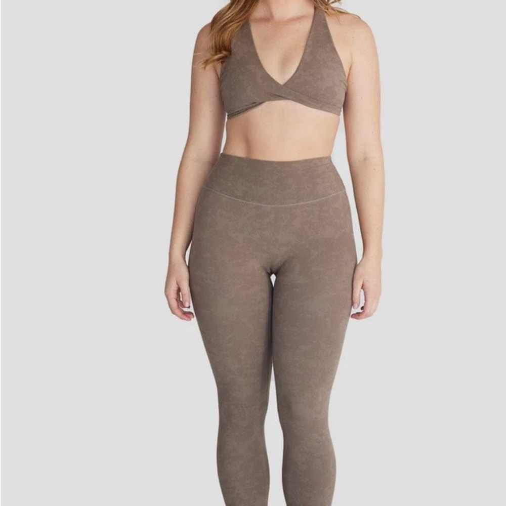Crop shop boutique sierra bra and leggings set